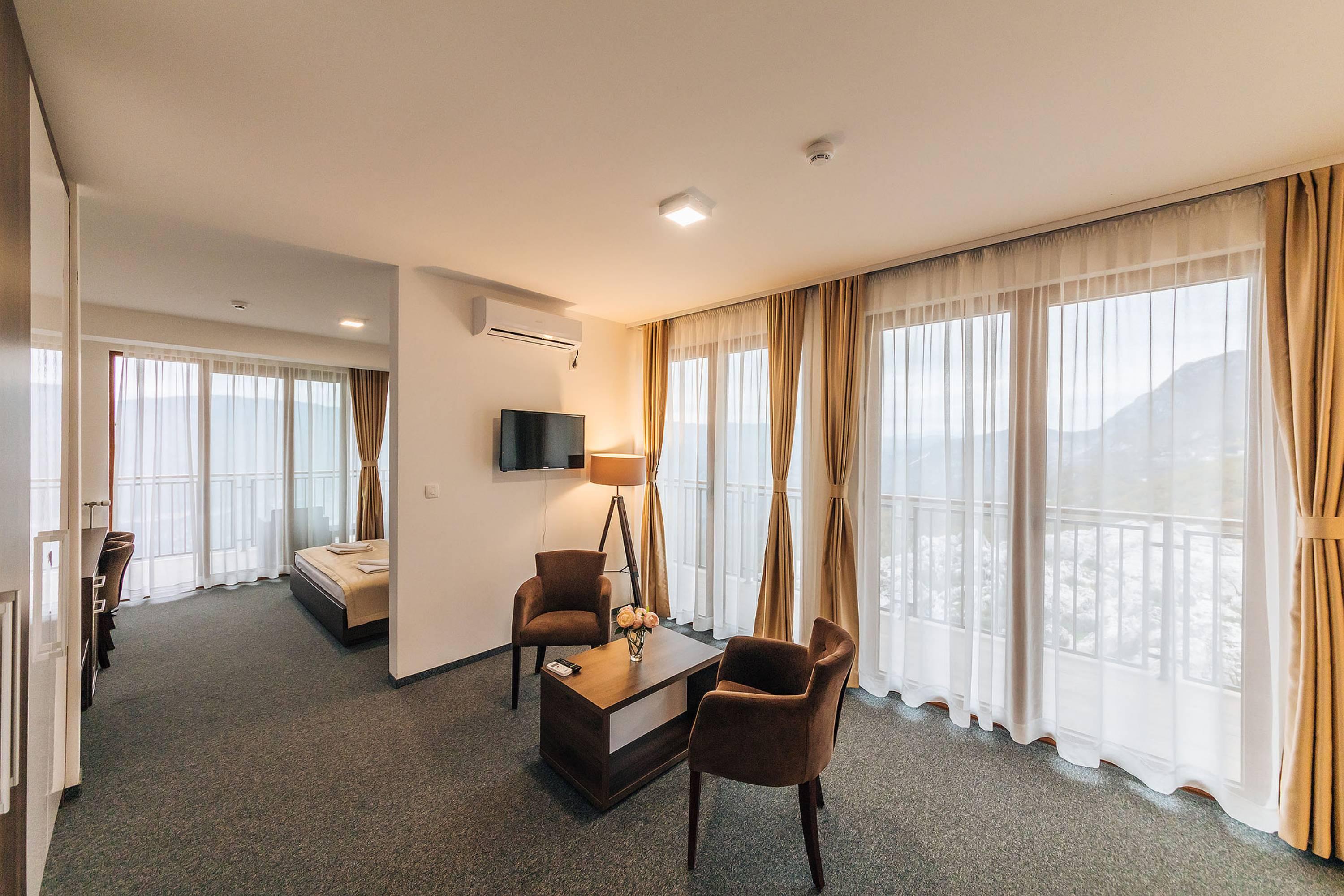 Hotel Sokoline Mandici Dış mekan fotoğraf