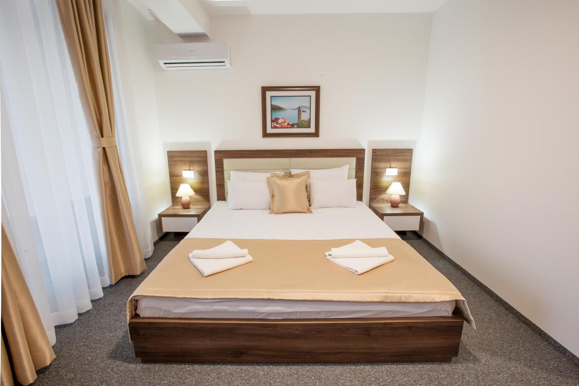 Hotel Sokoline Mandici Oda fotoğraf